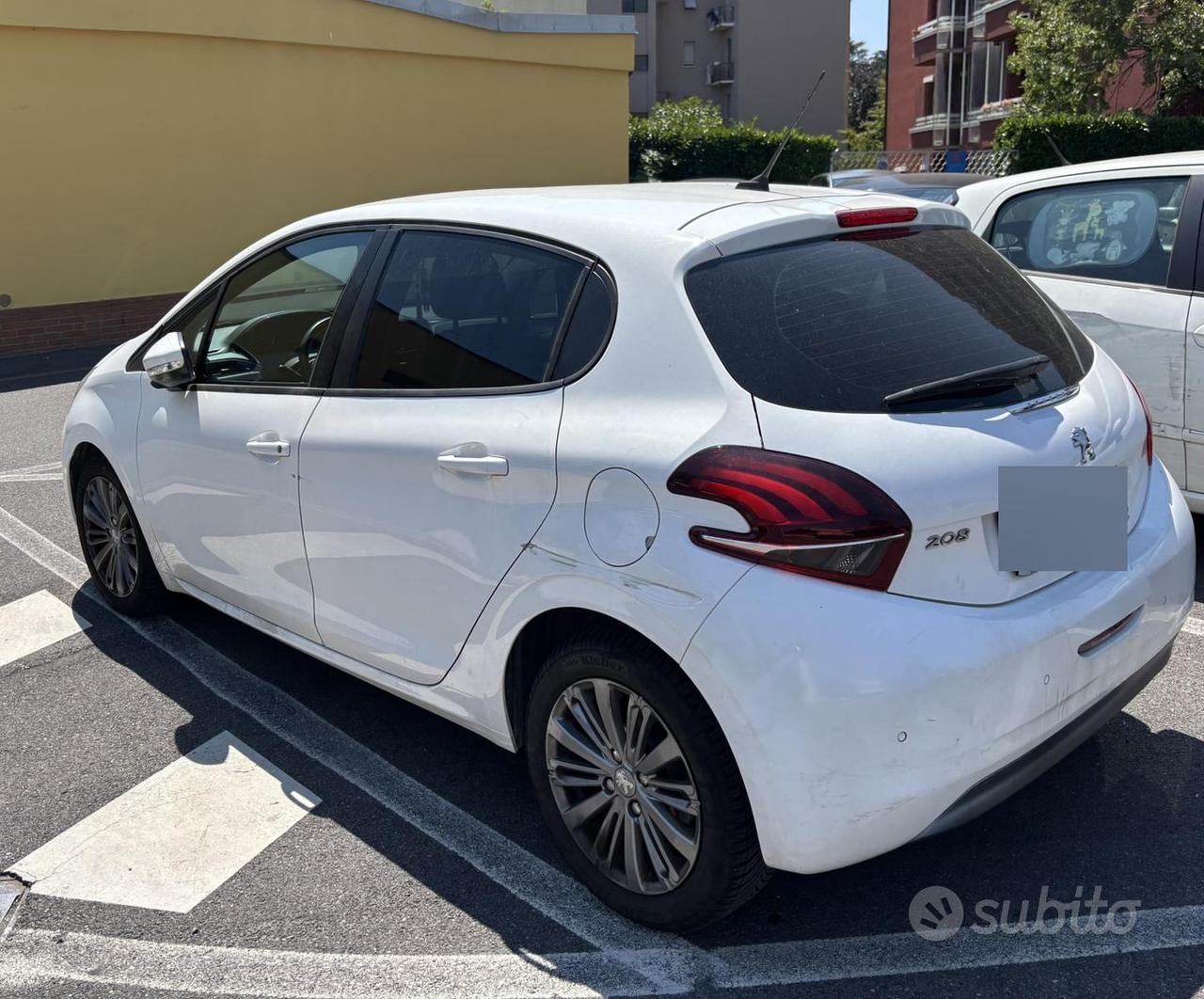 Peugeot 208 BlueHDi 100 S&S 5 porte Active