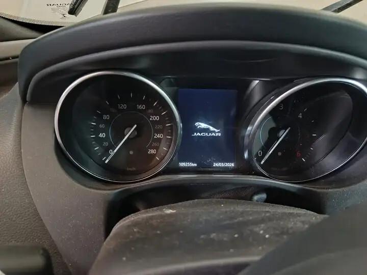 Jaguar XE 2.0 D 180 CV AWD aut. Portfolio