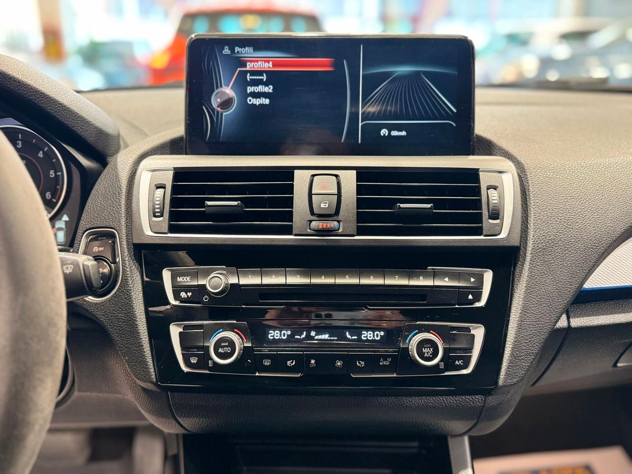 Bmw 118d 5p. Msport BLACK NIGHT