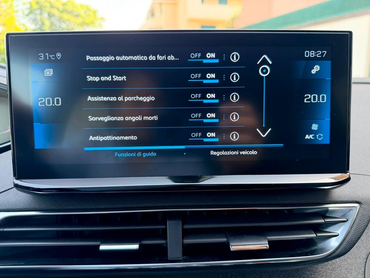 Peugeot 3008 1.5 HDi 130 EAT8 ALLURE - FULL LED/KEYLESS