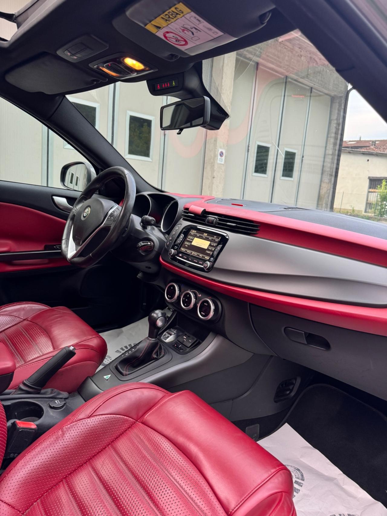 Alfa Romeo Giulietta 1750 Turbo TCT Quadrifoglio Verde