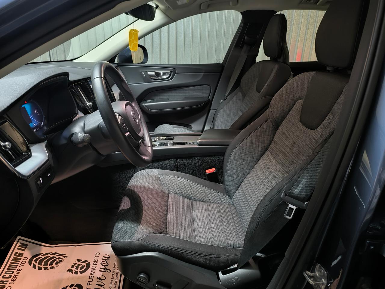 Volvo XC 60 XC60 B4 (d) AWD Geartronic Momentum Pro