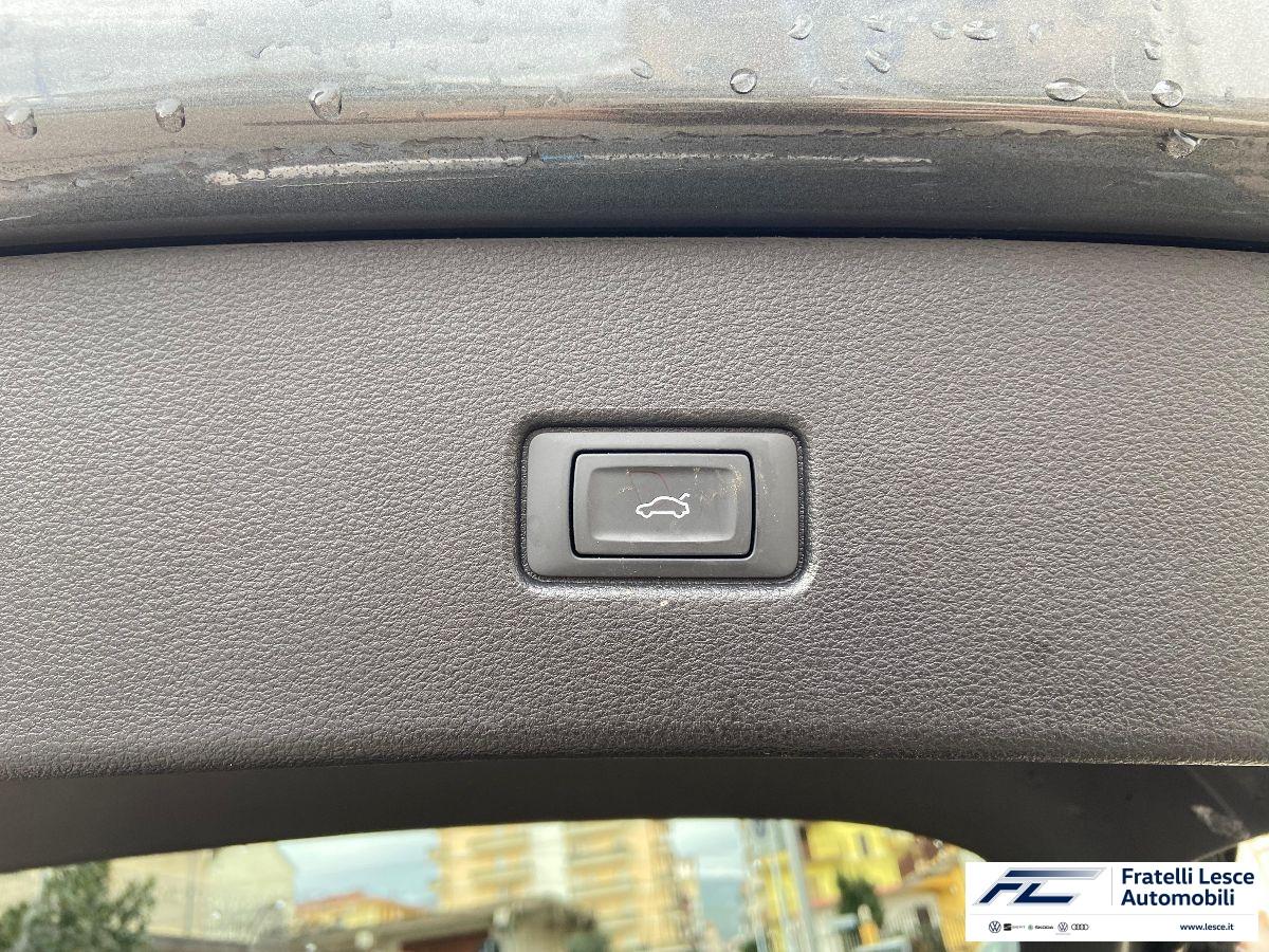 AUDI - Q5 Sportback 40 2.0 tdi mhev 12V S line quattro s tronic