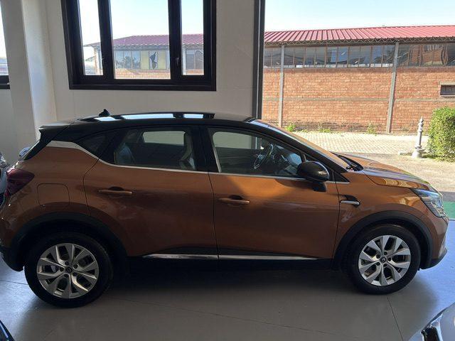 RENAULT Captur Blue dCi 95 CV Intens