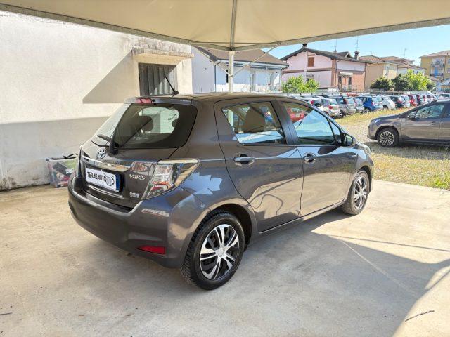 TOYOTA Yaris 1.5 Hybrid 5 porte Lounge AUTOMATICA OK NEOPATENTA