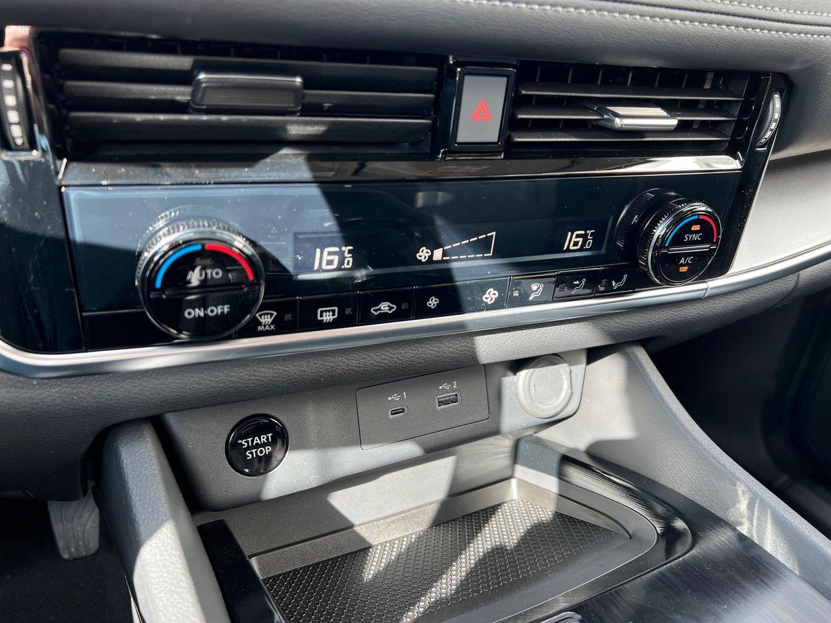 NISSAN X-TRAIL ACENTA e-POWER 2WD