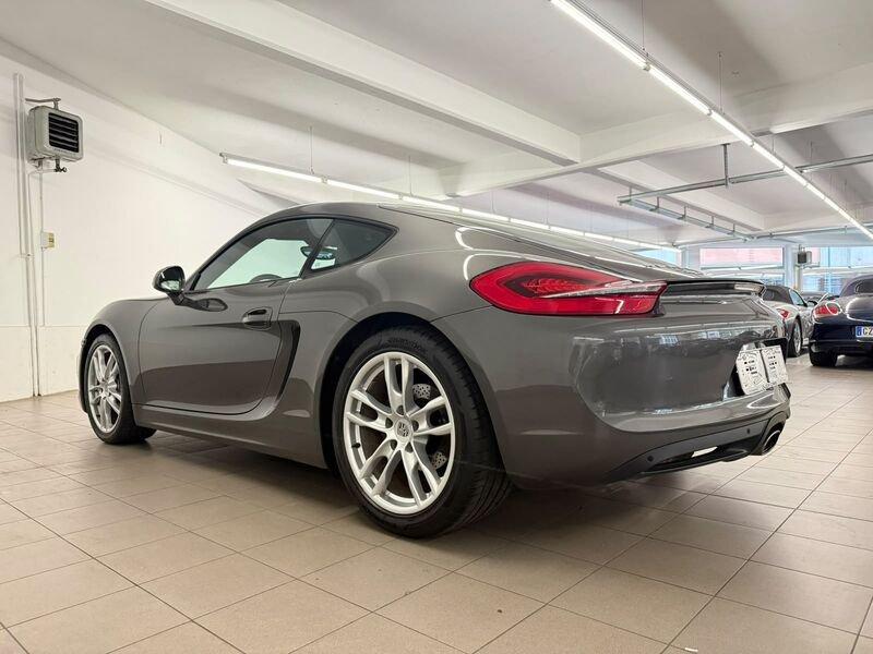 Porsche Cayman 2.7