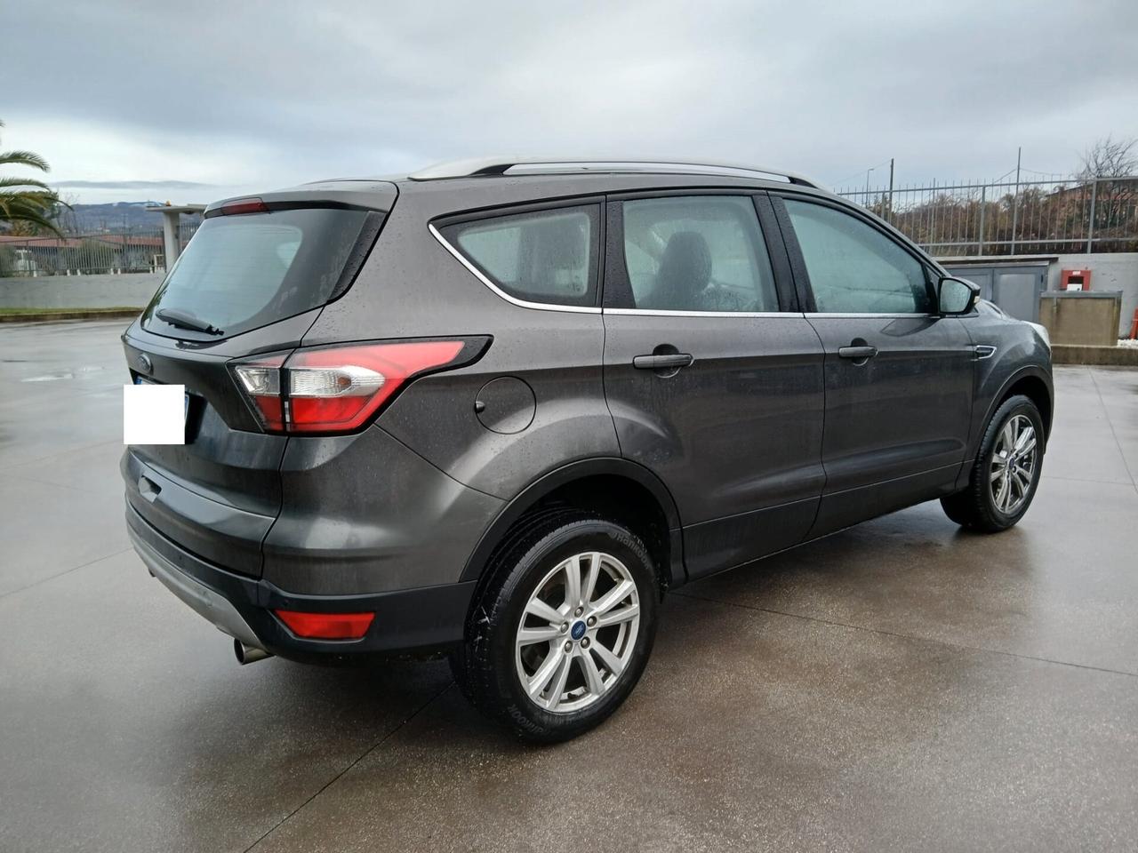 Ford Kuga 1.5 TDCI 120cv 2WD Titanium 2017