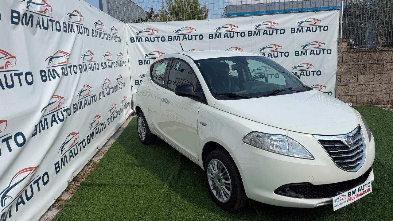 Lancia Ypsilon 0.9 BENZINA / METANO TwinAir 85 CV 5 porte Ecochic GARANTITA
