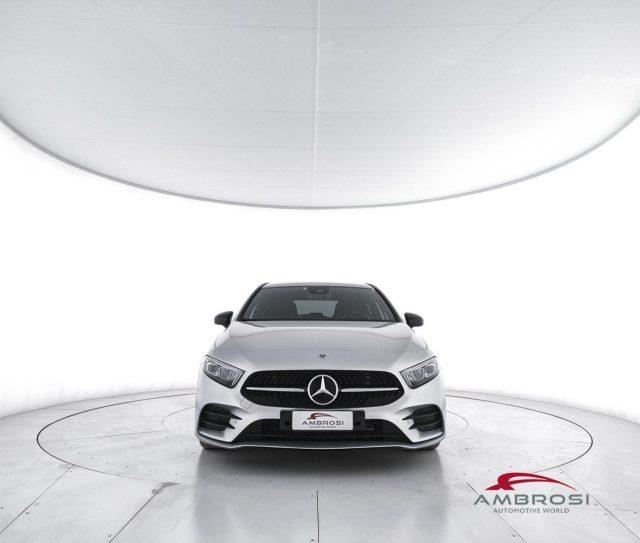 MERCEDES-BENZ A 180 180 d Automatic Premium