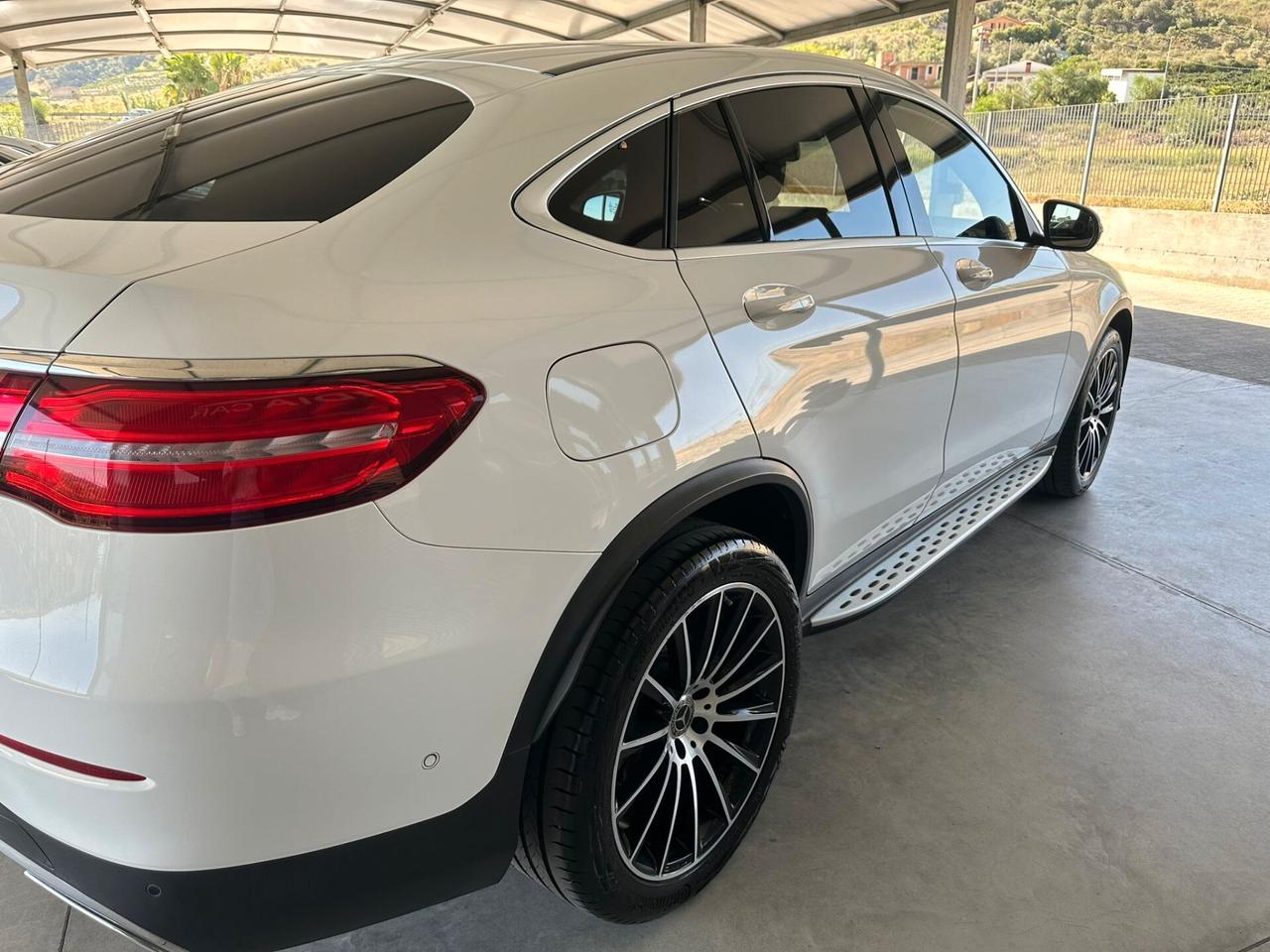 MERCEDES GLC COUPE' 250D PREMIUM AMG 4MATIC