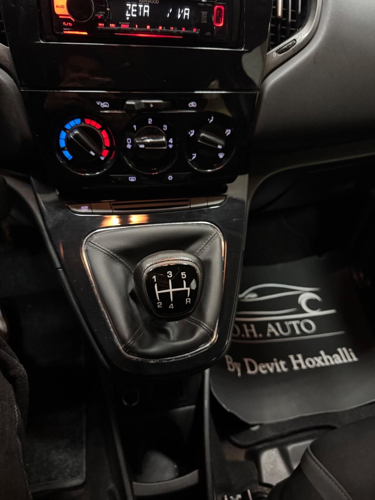 Lancia Ypsilon 1.2 69 CV 5 porte Platinum