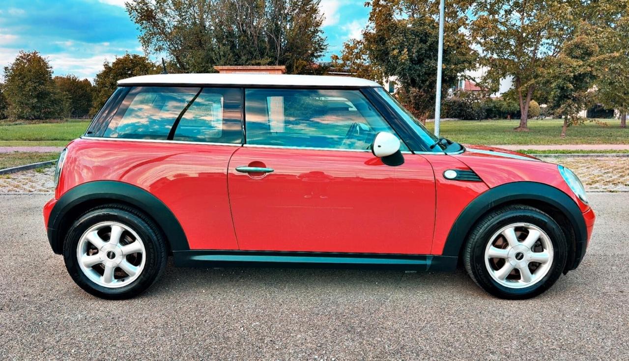 Mini 1.6 16V Cooper Chili