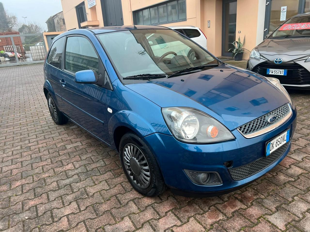 Ford Fiesta 1.2 16V 3p. Ghia