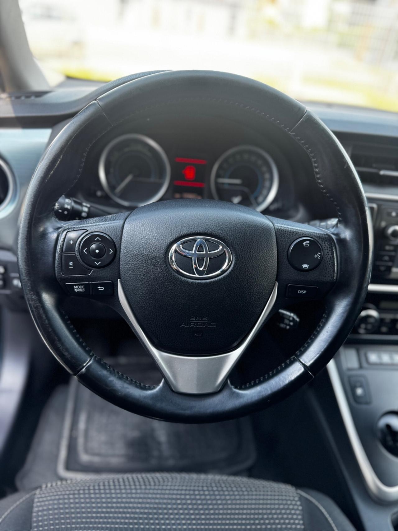 Toyota Auris Touring Sports 1.8 Hybrid Lounge