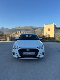 AUDI A3 Sedan 35 TDI S tronic Business Advanced