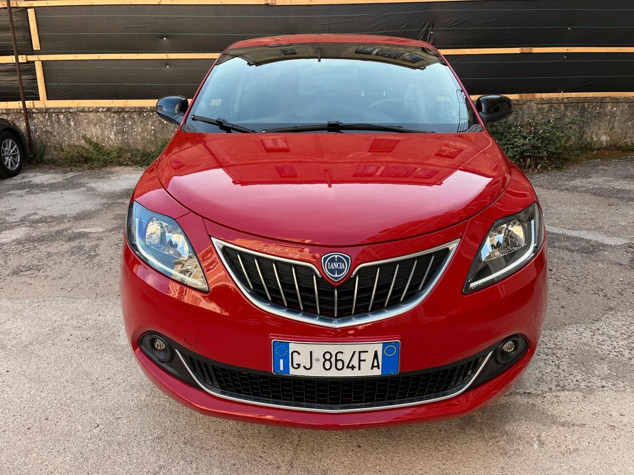 Lancia Ypsilon 1.0 FireFly 5 porte S&S Hybrid Ecochic Gold