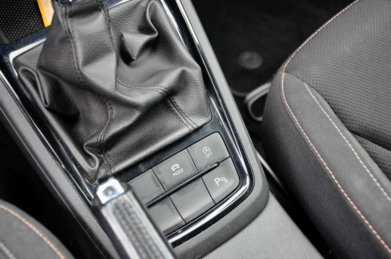 SKODA KAMIQ 1.0 TSI SCOUTLINE 110cv DSG, UNICO UTILIZZATORE, SERVICE SKODA, UFF ITALIANA, CRYSTAL LIGHTING, RETROCAMERA, PERMUTE