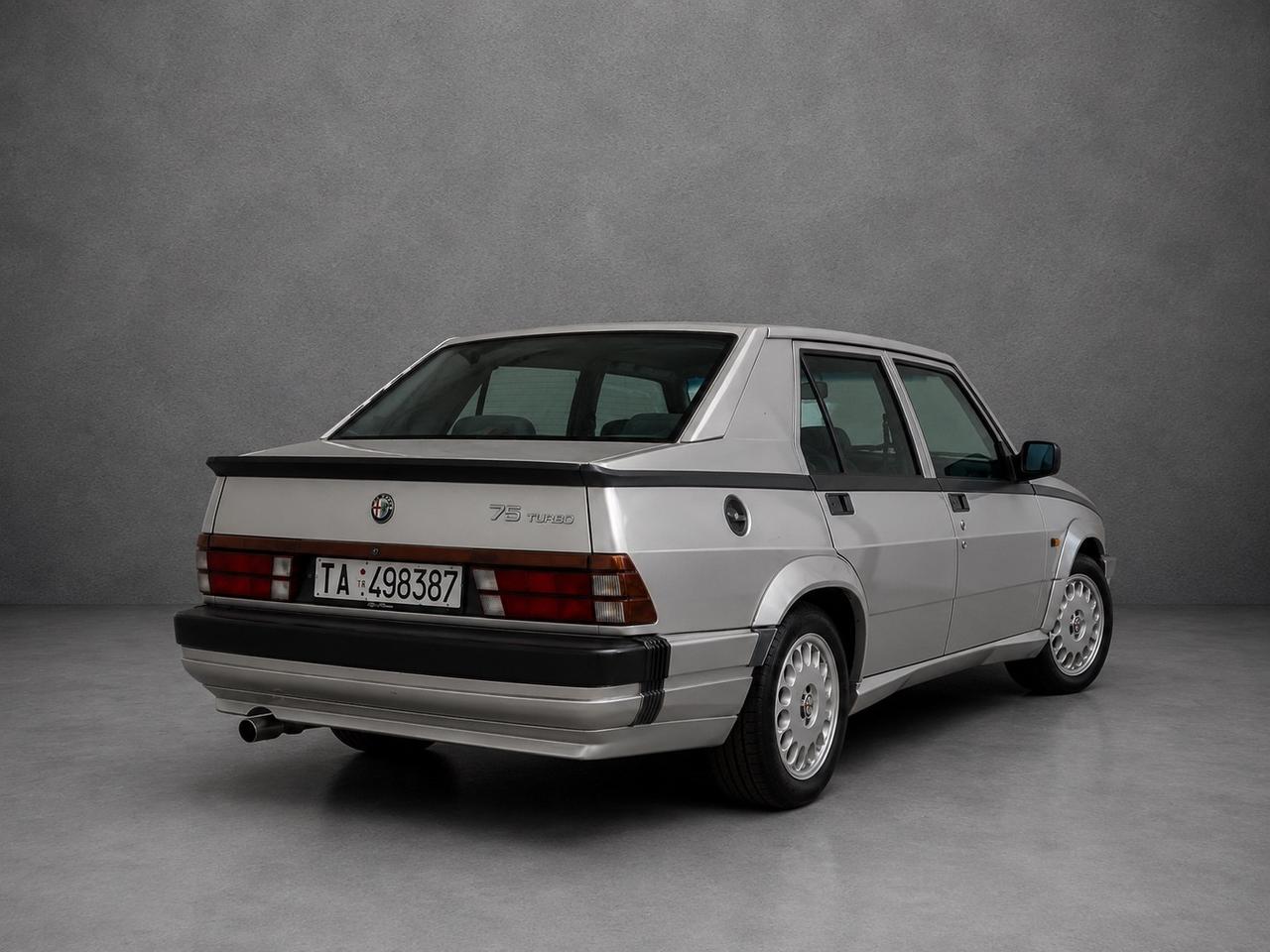 Alfa Romeo 75 TURBO AMERICA