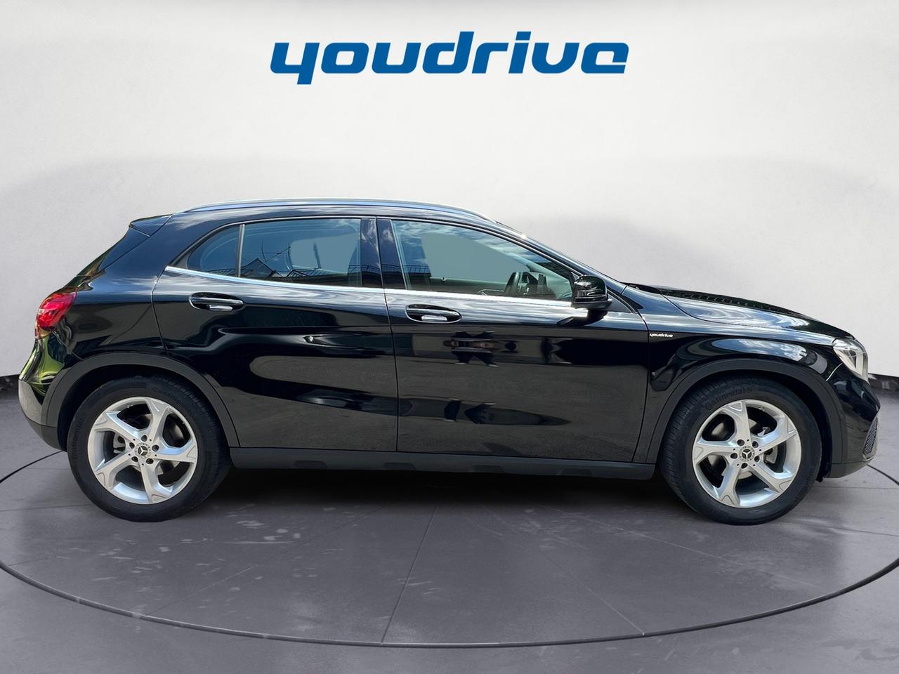 Mercedes GLA 180 Premium auto KM 30.300