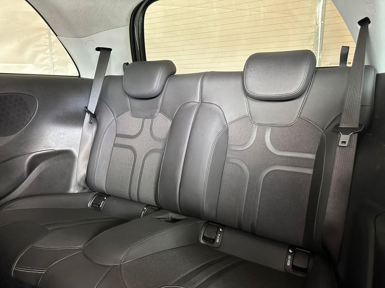 Opel Adam 1.2 70 CV White-Black Link