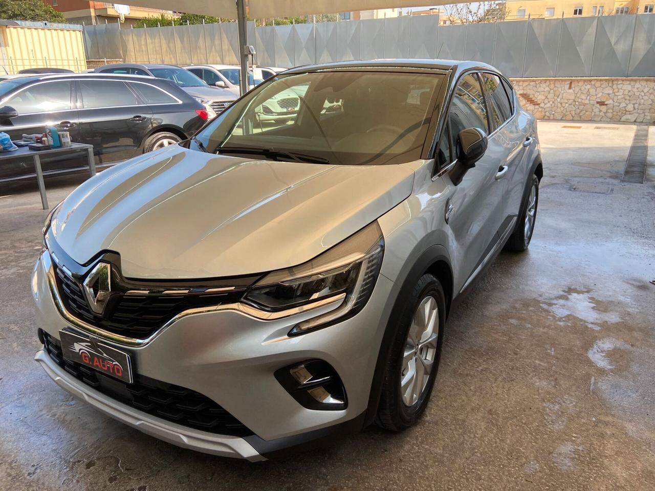 Renault Captur Plug-in Hybrid E-Tech 160 CV Intens