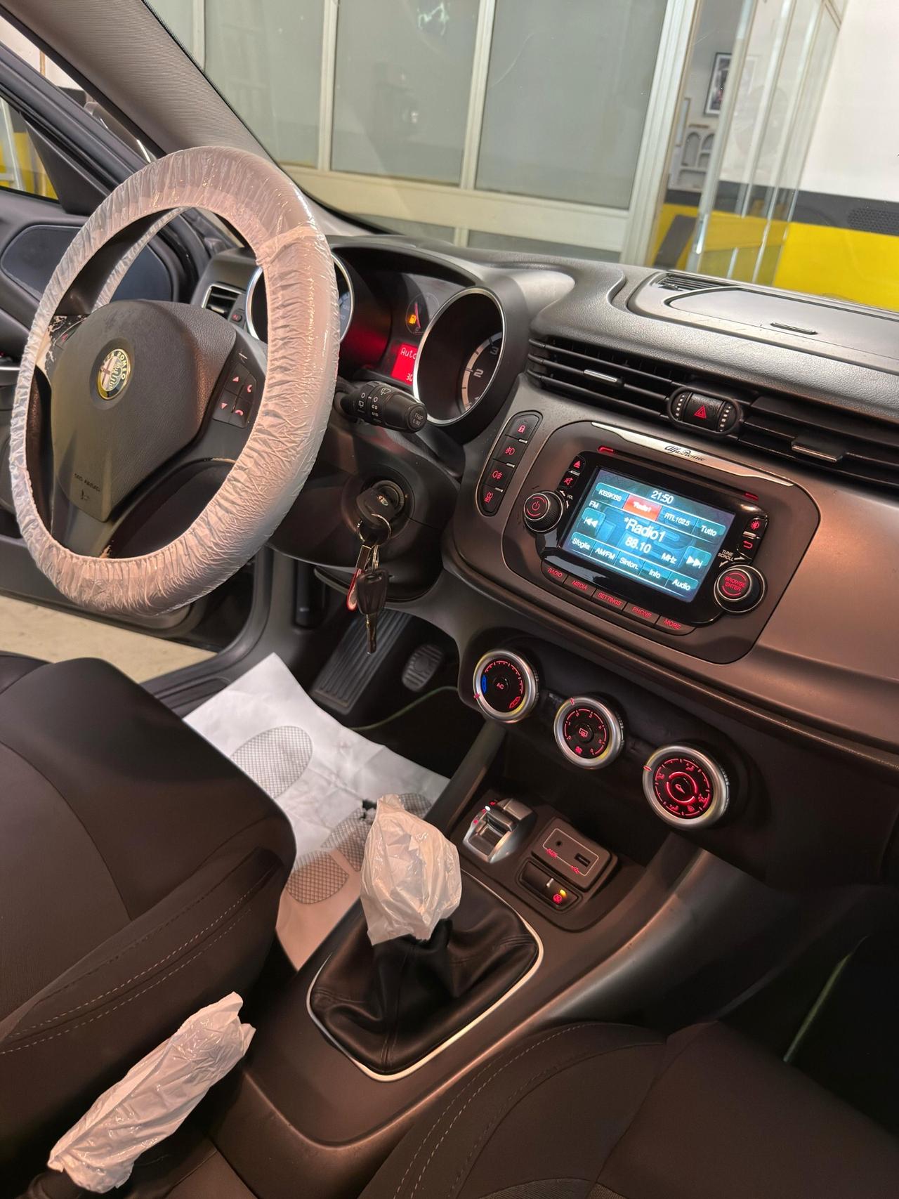 Alfa Romeo Giulietta 1.6 JTDm-2 120 CV Exclusive