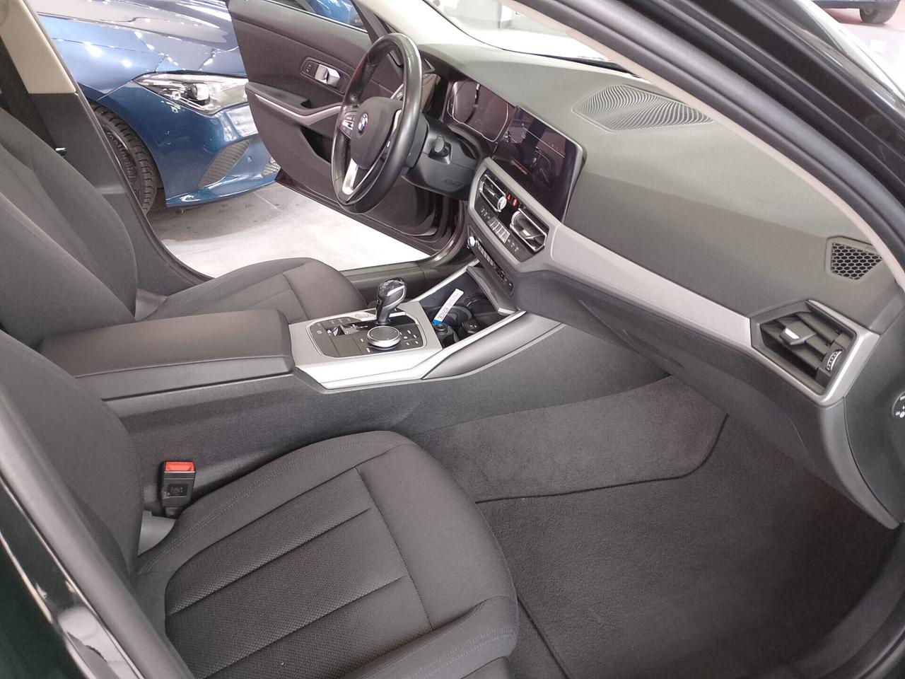 Bmw 318 D 48V Touring Business Advantage