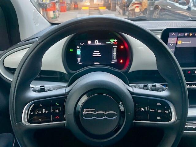 Fiat 500 500e Berlina 42 kWh Icon Autonomia 300 km