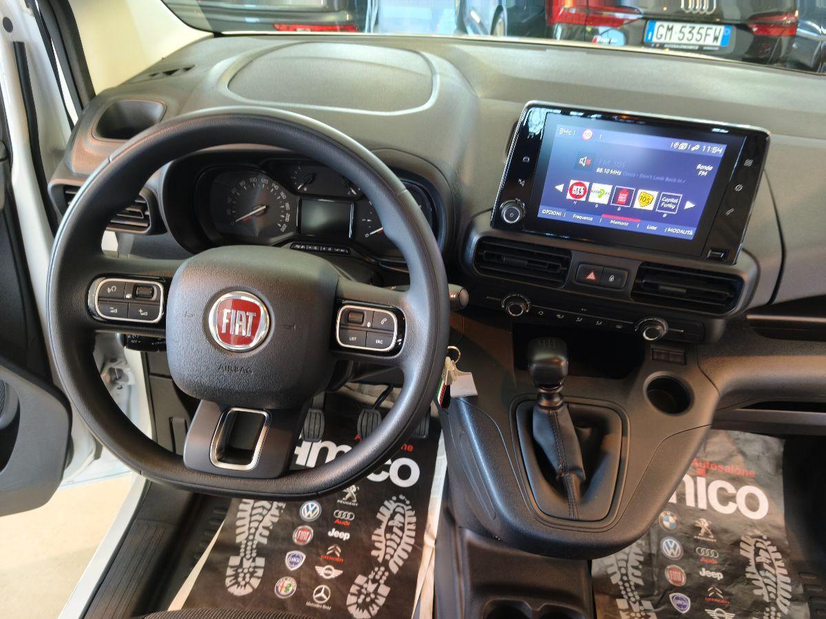 FIAT Doblò 5 Posti Paratia scorrevole Passo lungo 2023