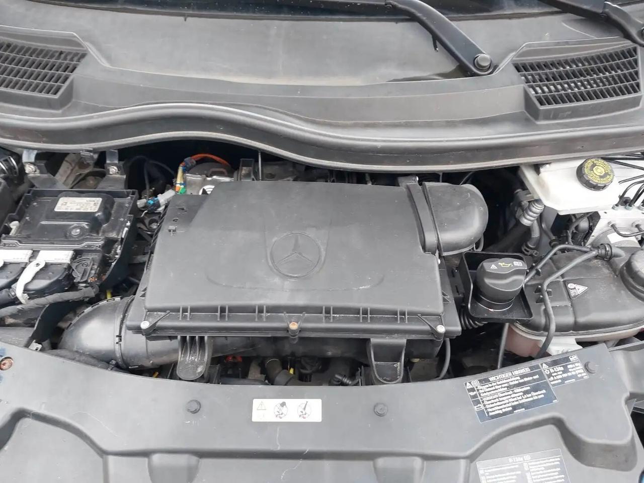 Mercedes Benz