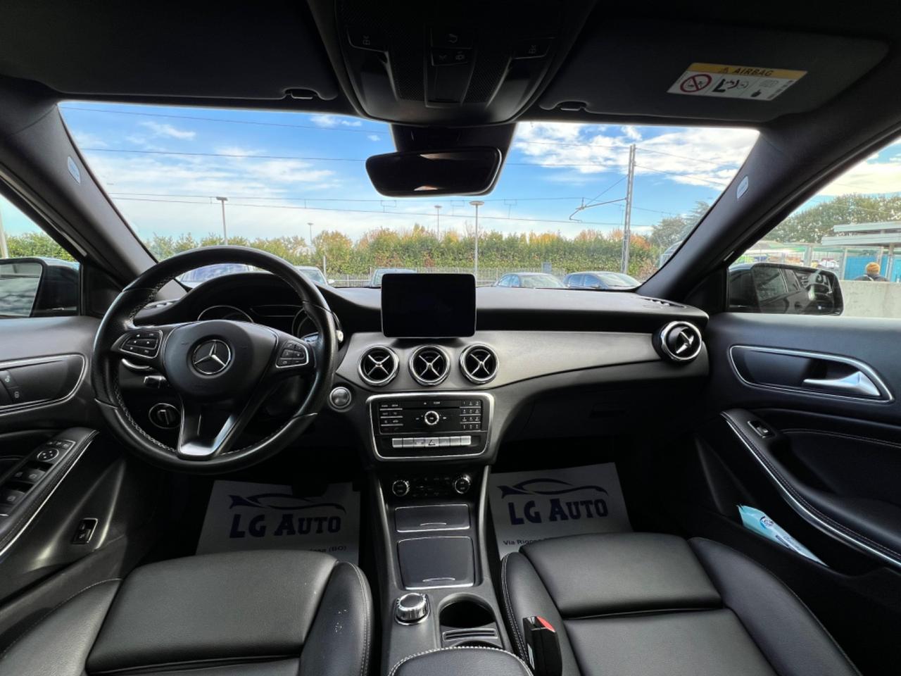 Mercedes-benz GLA 180 d Automatic Premium