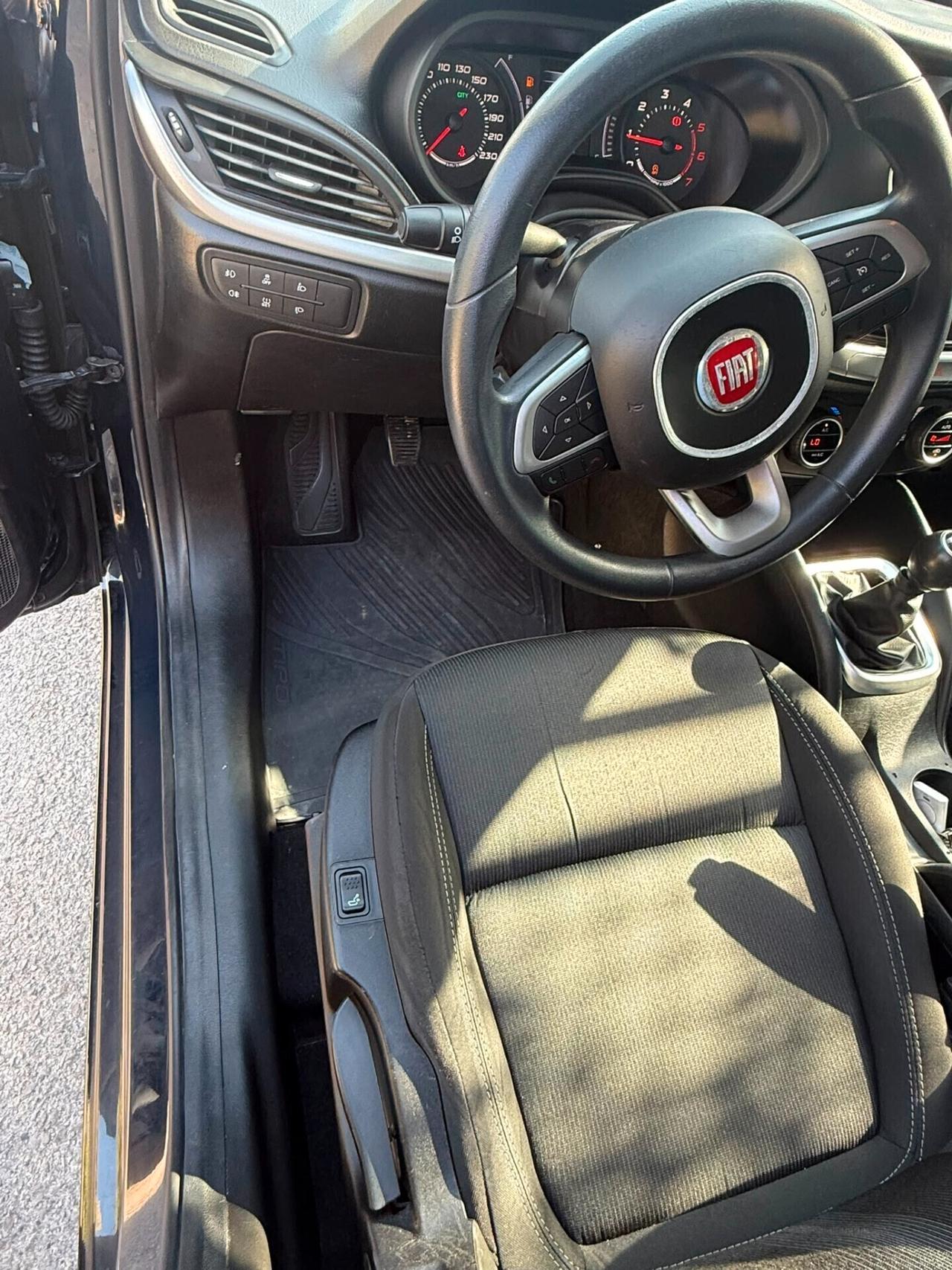 FIAT TIPO 1.6 MULTIJET BUSINESS BERLINA– GARANZIA 12 MESI