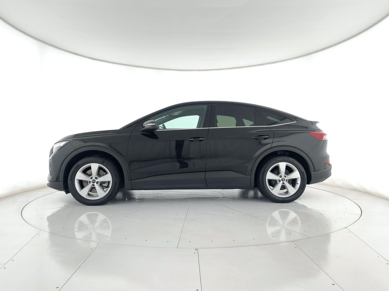 AUDI Q4 Sportback e-tron 40 CAMERA+ACC+APP CONNECT