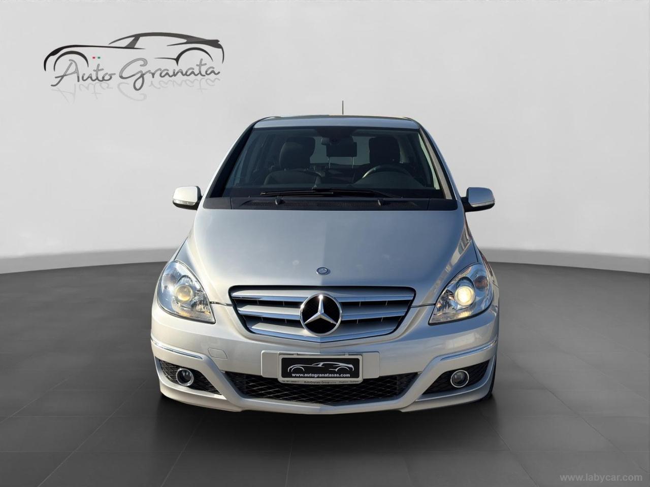 MERCEDES-BENZ B 180 CDI Premium