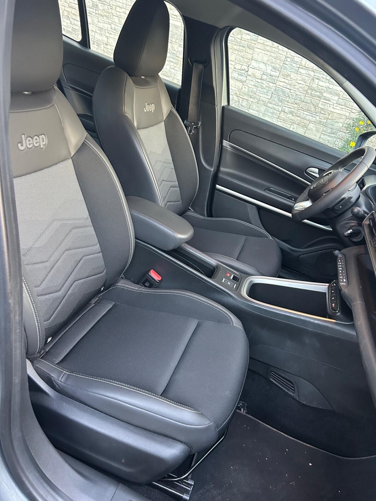 Jeep Avenger 1.2 Turbo 100 CV MHEV Altitude