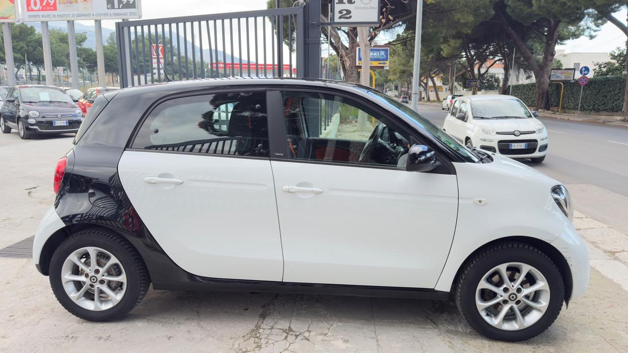 Smart ForFour 70 1.0 Passion