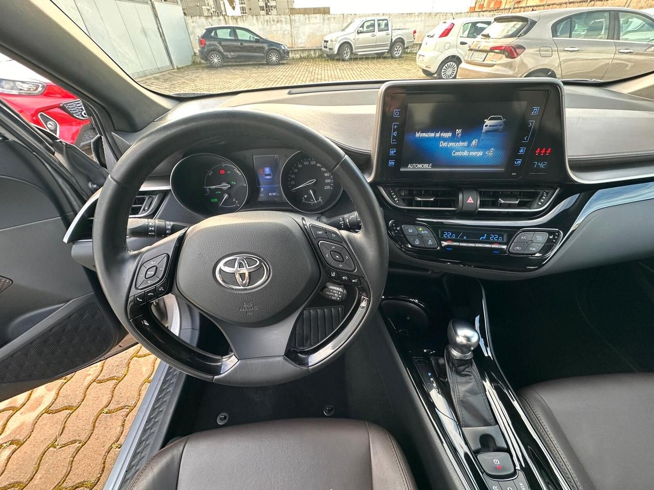 Toyota C-HR 1.8 Hybrid E-CVT Lounge