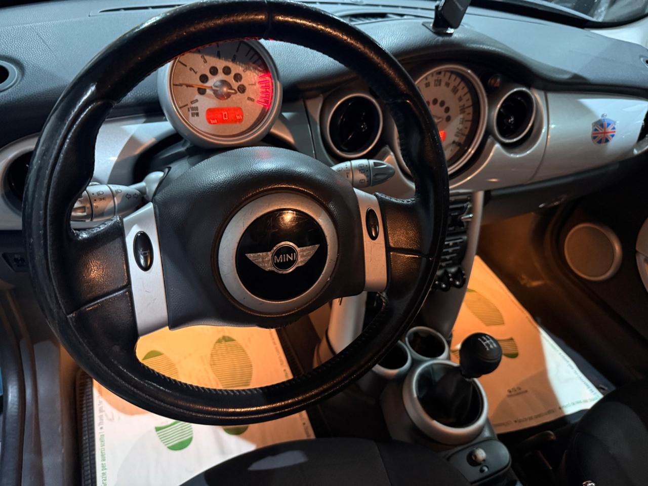 Mini 1.6 16V One de luxe