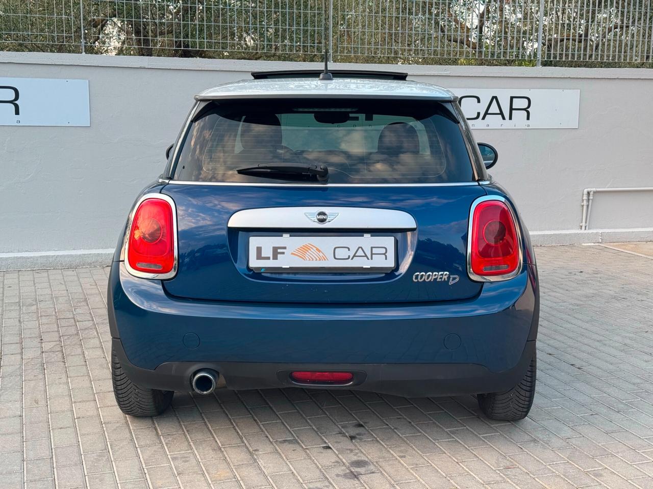 Mini 1.5 Cooper D 116 cv