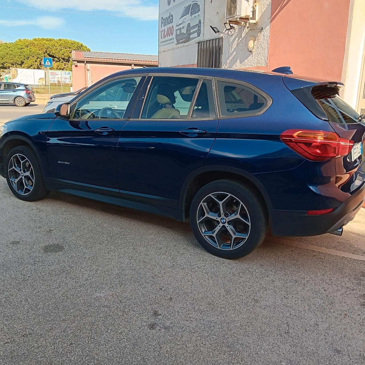 Bmw X1 sDrive18d Advantage-2016