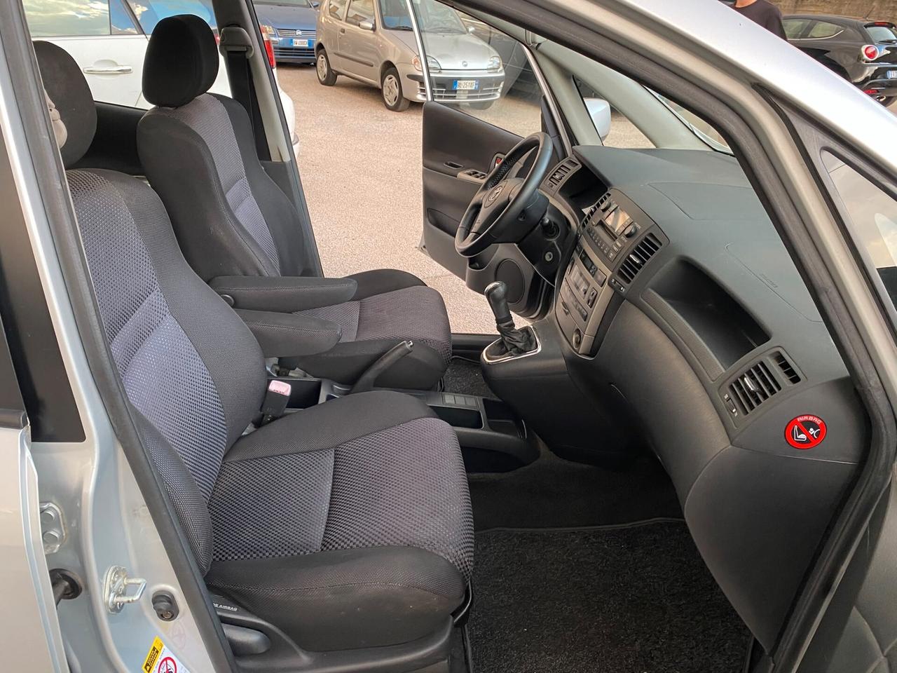 Toyota Corolla Verso 1.6 benz 110cv full 2004