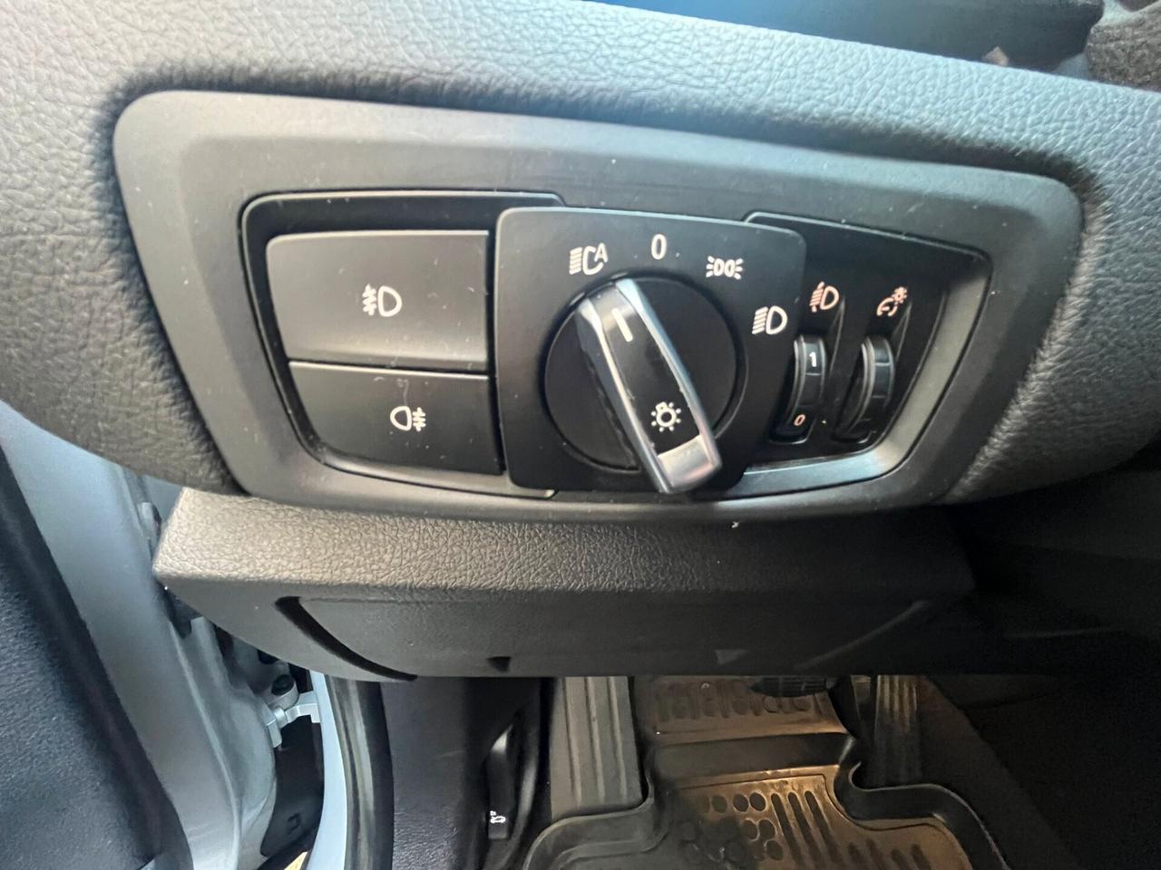 Bmw 2er Active Tourer 218d Sport