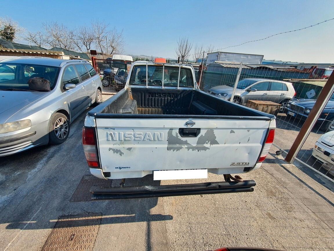 Nissan Navara (D22) 2.5 TD 103CV 4WD Cab. Singola