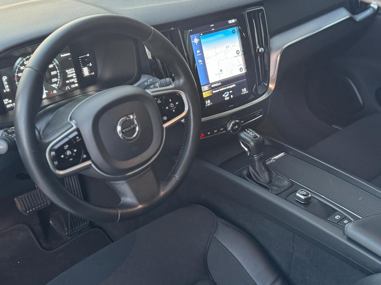 Volvo V60 Cross Country D4 AWD Geartronic Pro