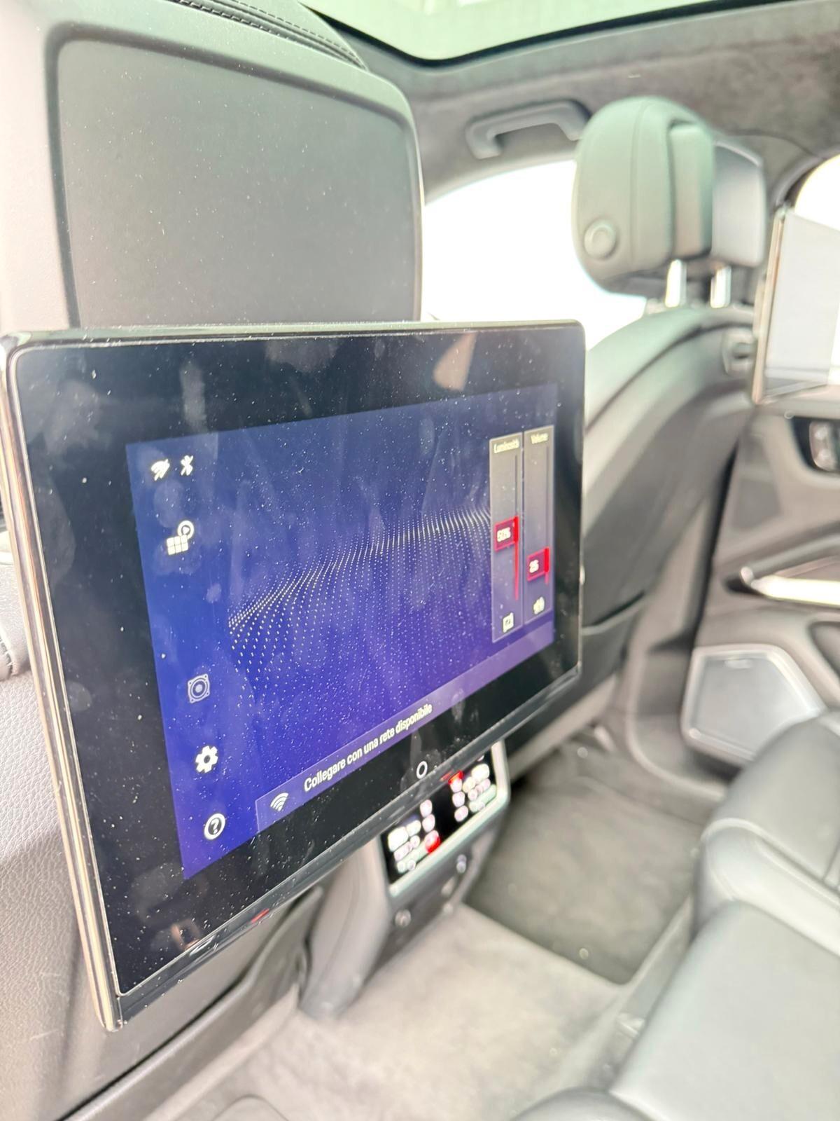 Porsche Cayenne Coupé 4.0 V8 Turbo S E-Hybrid 680 cv,