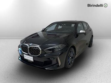 BMW Serie 1 (F40) - M 135i xDrive