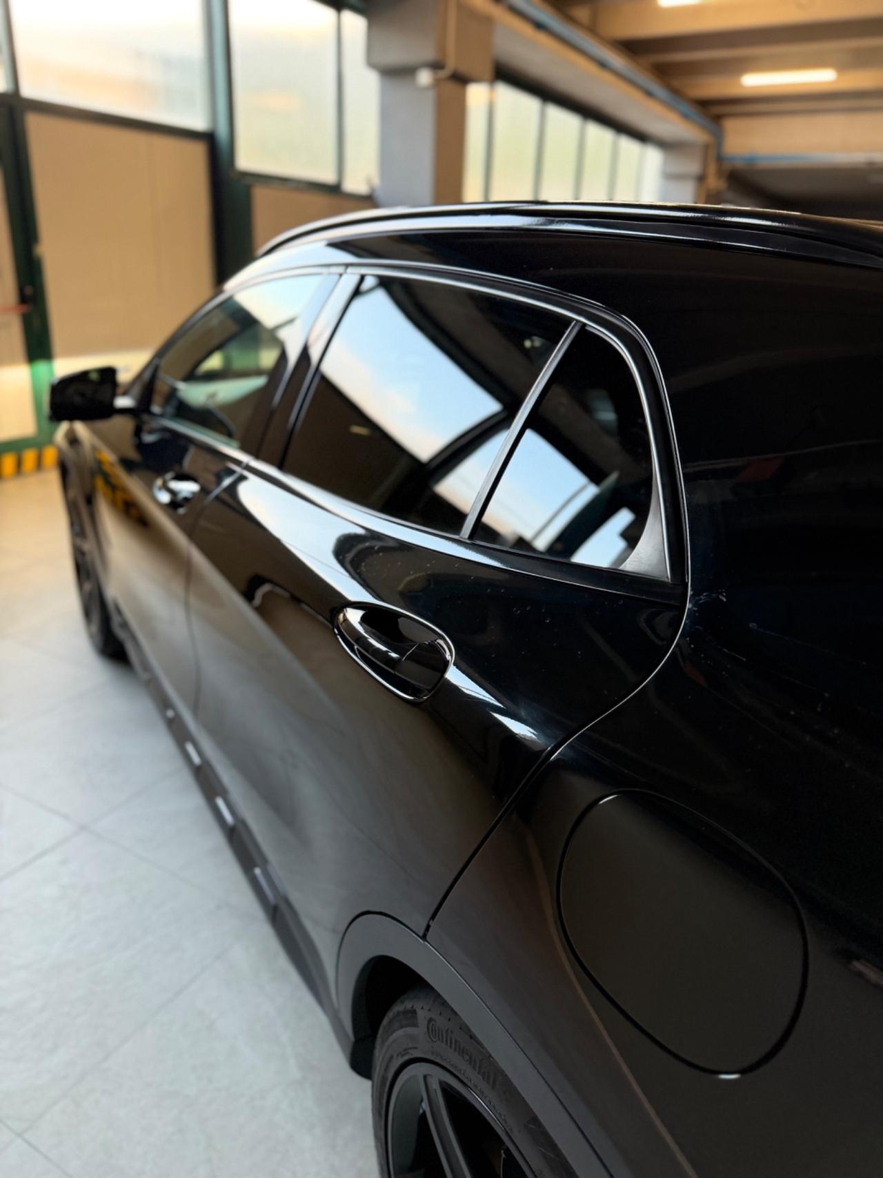 Mercedes-benz GLA 200d 4MATIC PREMIUM UNICOPR