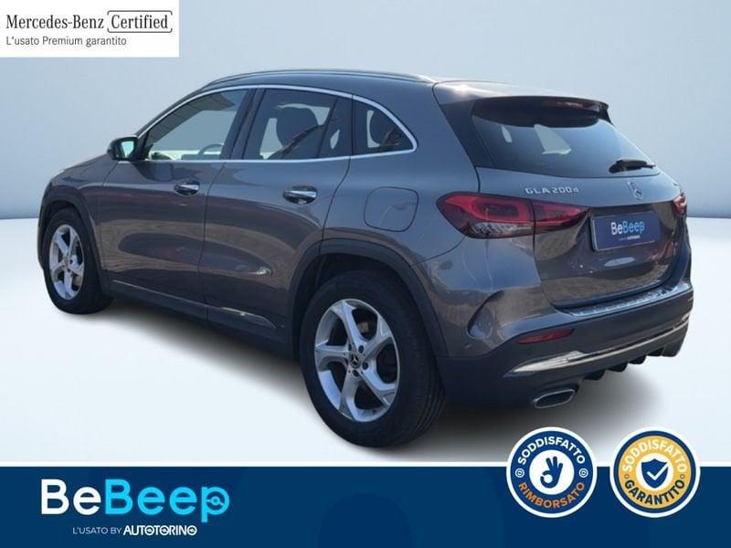 Mercedes-Benz GLA 200 D PREMIUM 4MATIC AUTO