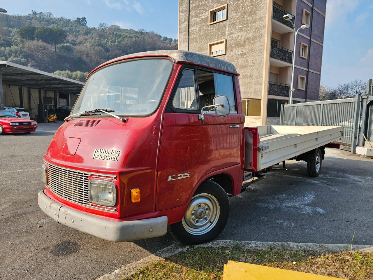 Hanomag Seleziona CARRO ATTREZZI STORICO PER TRASPORTO VEICOLI STORICI